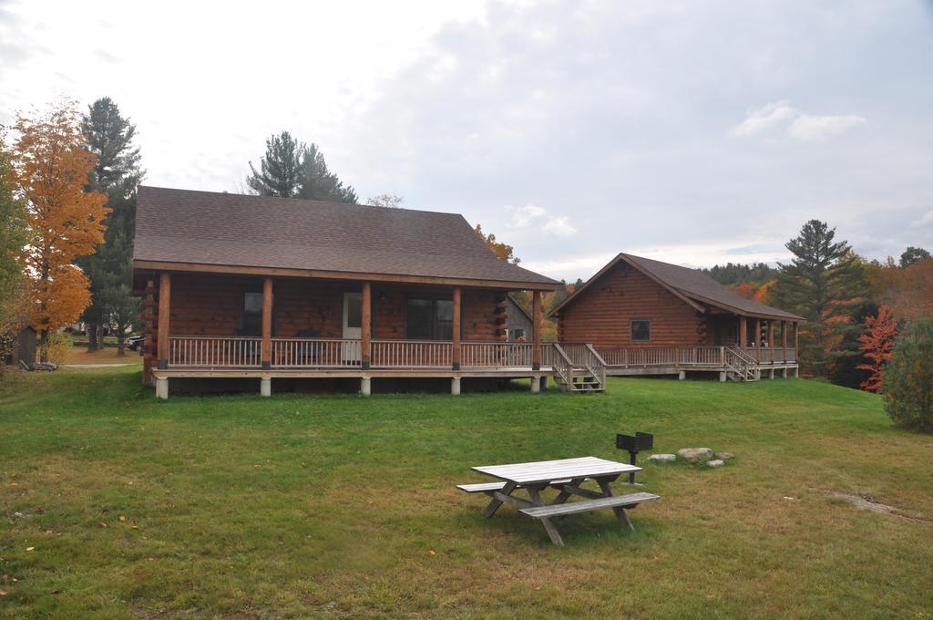 Hotel Muddy Moose Morrisville Exterior foto